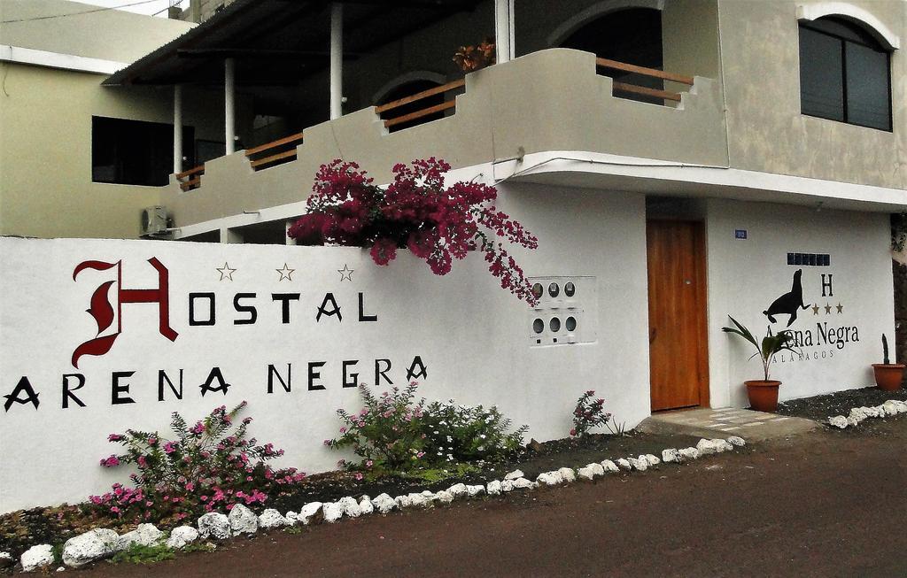 Hostal Arena Negra Puerto Ayora  Dış mekan fotoğraf