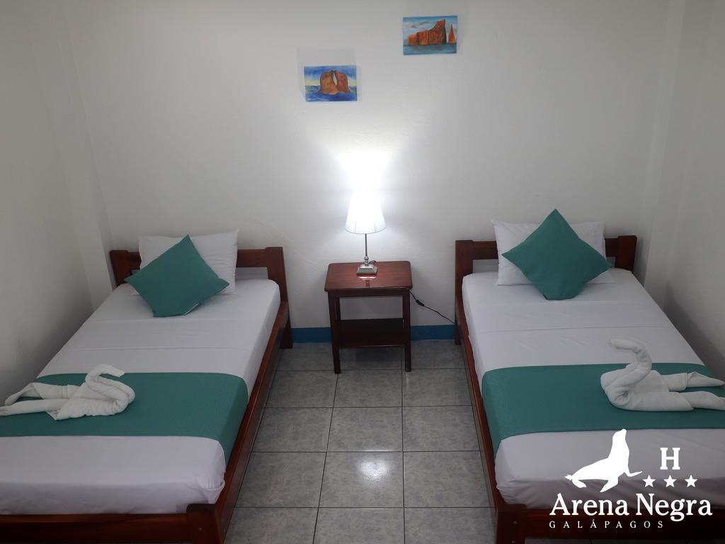 Hostal Arena Negra Puerto Ayora  Dış mekan fotoğraf