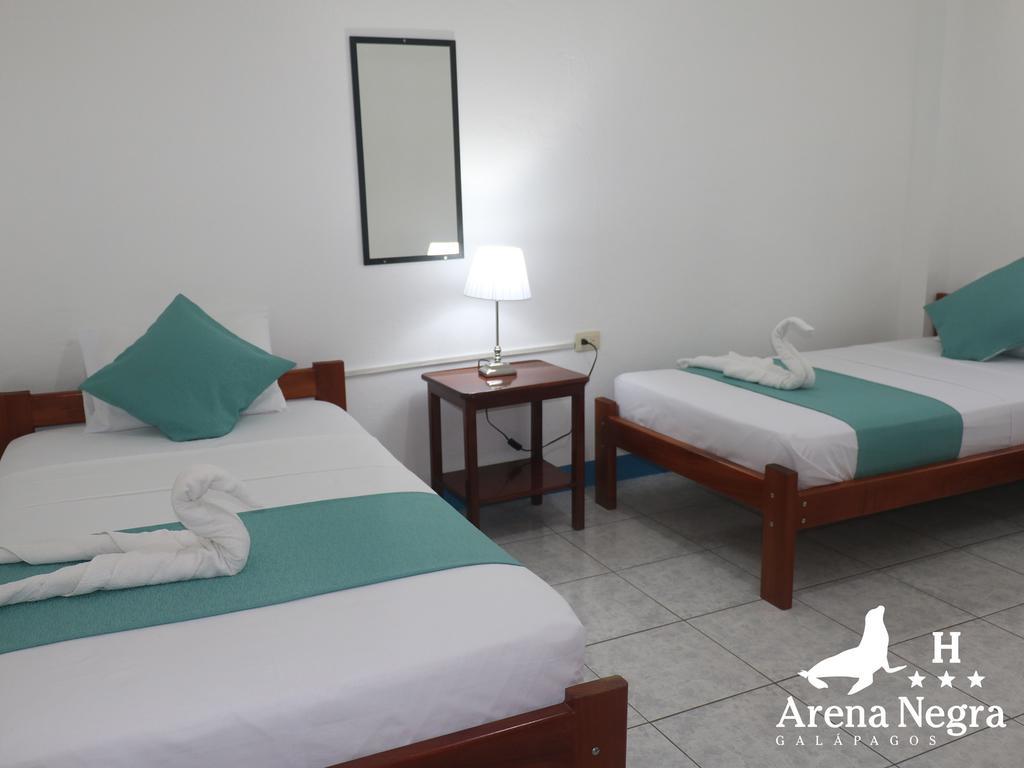 Hostal Arena Negra Puerto Ayora  Dış mekan fotoğraf