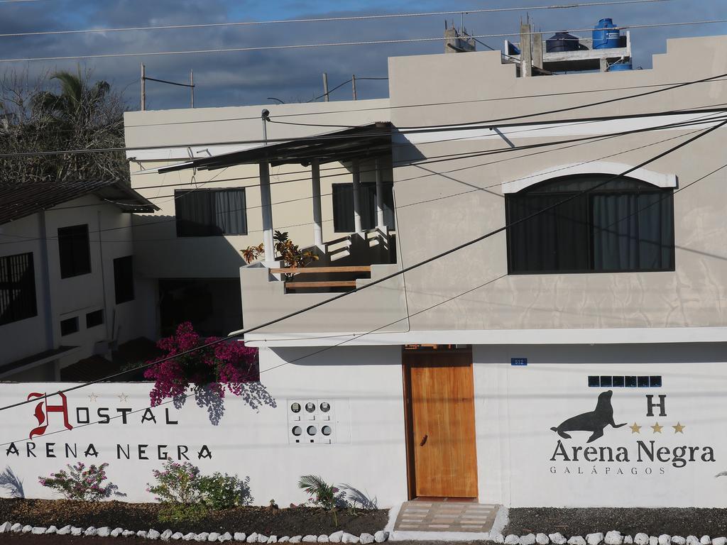 Hostal Arena Negra Puerto Ayora  Dış mekan fotoğraf