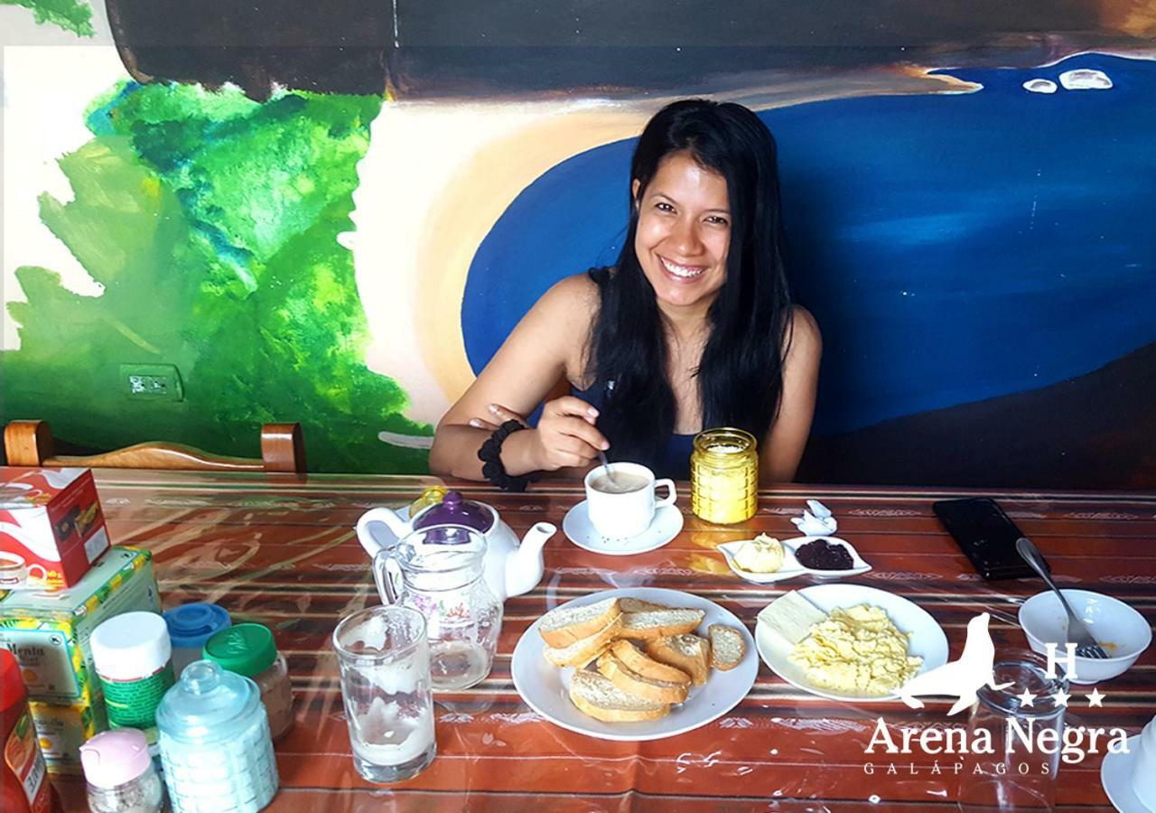 Hostal Arena Negra Puerto Ayora  Dış mekan fotoğraf