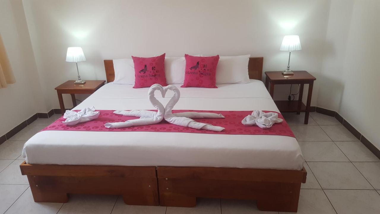 Hostal Arena Negra Puerto Ayora  Dış mekan fotoğraf